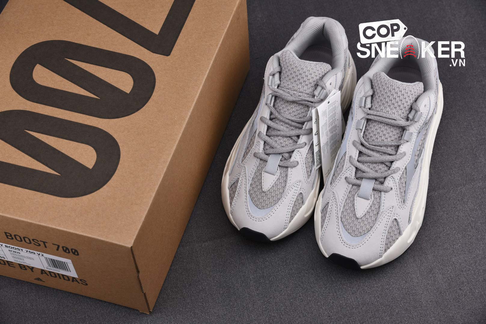 Giày Adidas Yeezy 700 V2 Static Best Quality