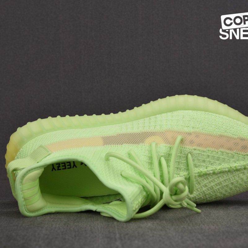 Giày Adidas Yeezy Boost 350 V2 Glow In The Dark Green Best Quality