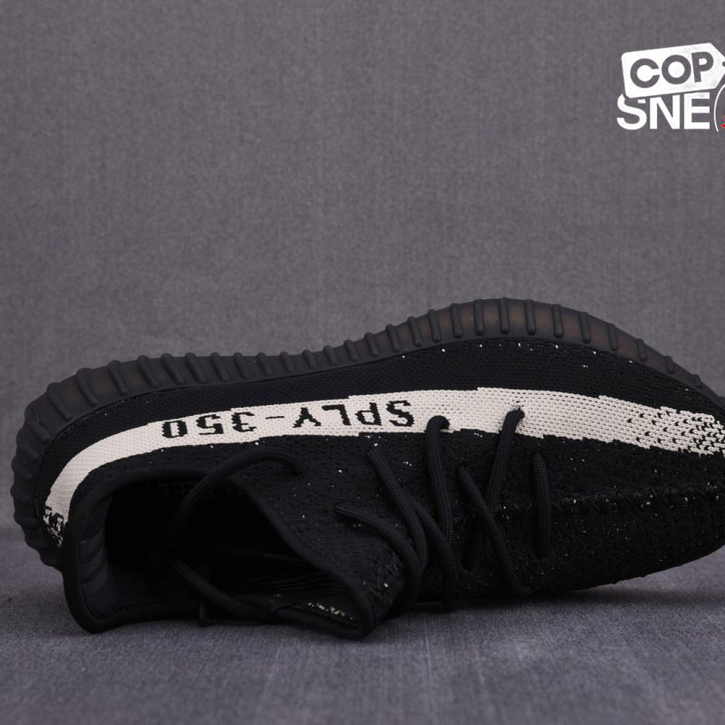 Giày Adidas Yeezy Boost 350 V2 Oreo Best Quality