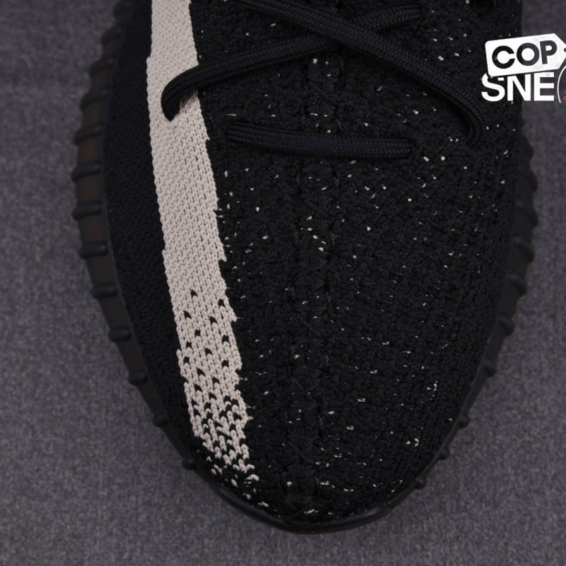 Giày Adidas Yeezy Boost 350 V2 Oreo Best Quality