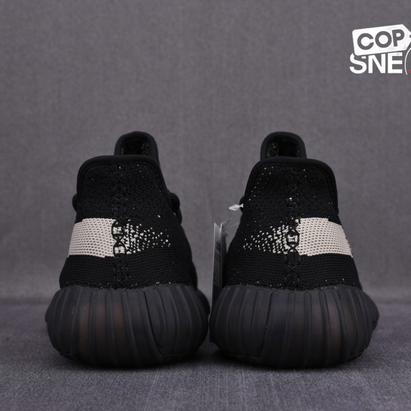 Giày Adidas Yeezy Boost 350 V2 Oreo Best Quality