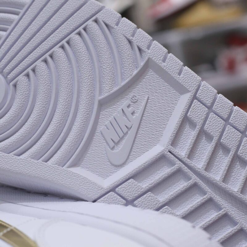 Giày Air Jordan 1 Low White Metallic Gold Best QualityGiày Air Jordan 1 Low White Metallic Gold Best Quality