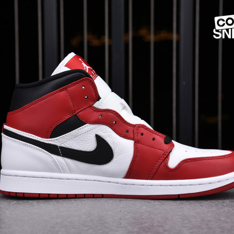 Giày Air Jordan 1 Mid Chicago ‘White Toe’ Best Quality