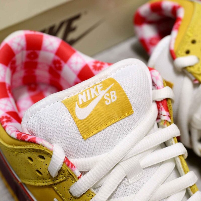 Giày Nike Dunk SB Low Yellow Lobster Best Quality