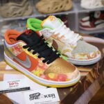 Giày Nike SB Dunk Low Pro x Jason Deng ‘Street Hawker’ Best Quality