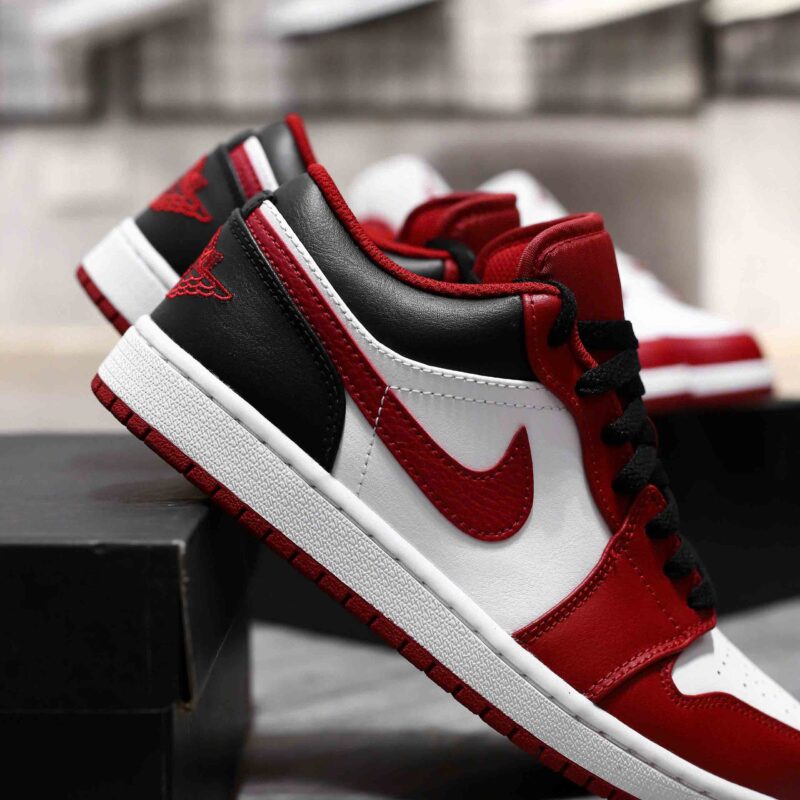 Giày Air Jordan 1 Low Reverse ‘Black Toe’ 2.0 Best Quality